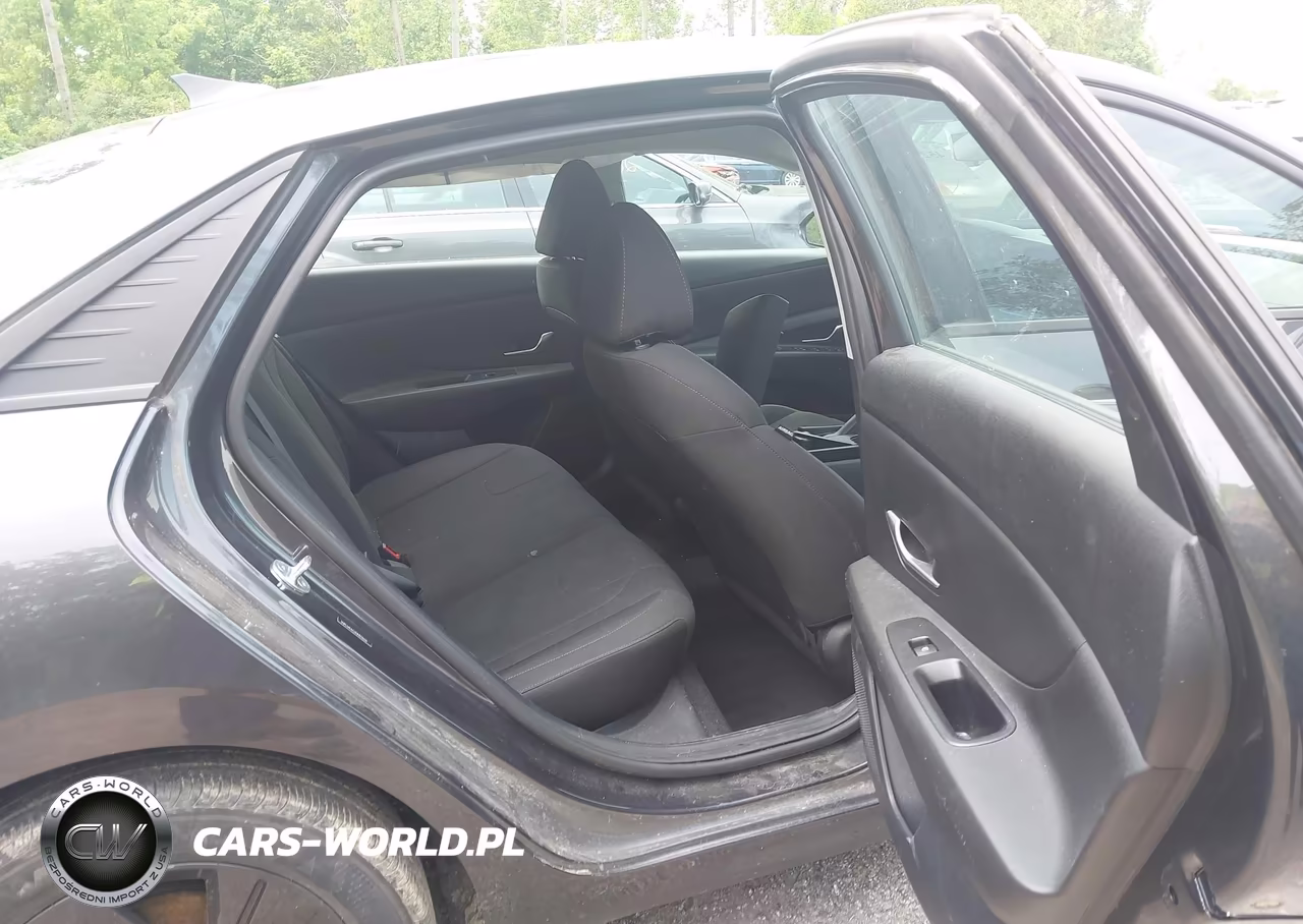 2022 Hyundai Elantra Sel VIN:5NPLM4AG6NH078636 - 8