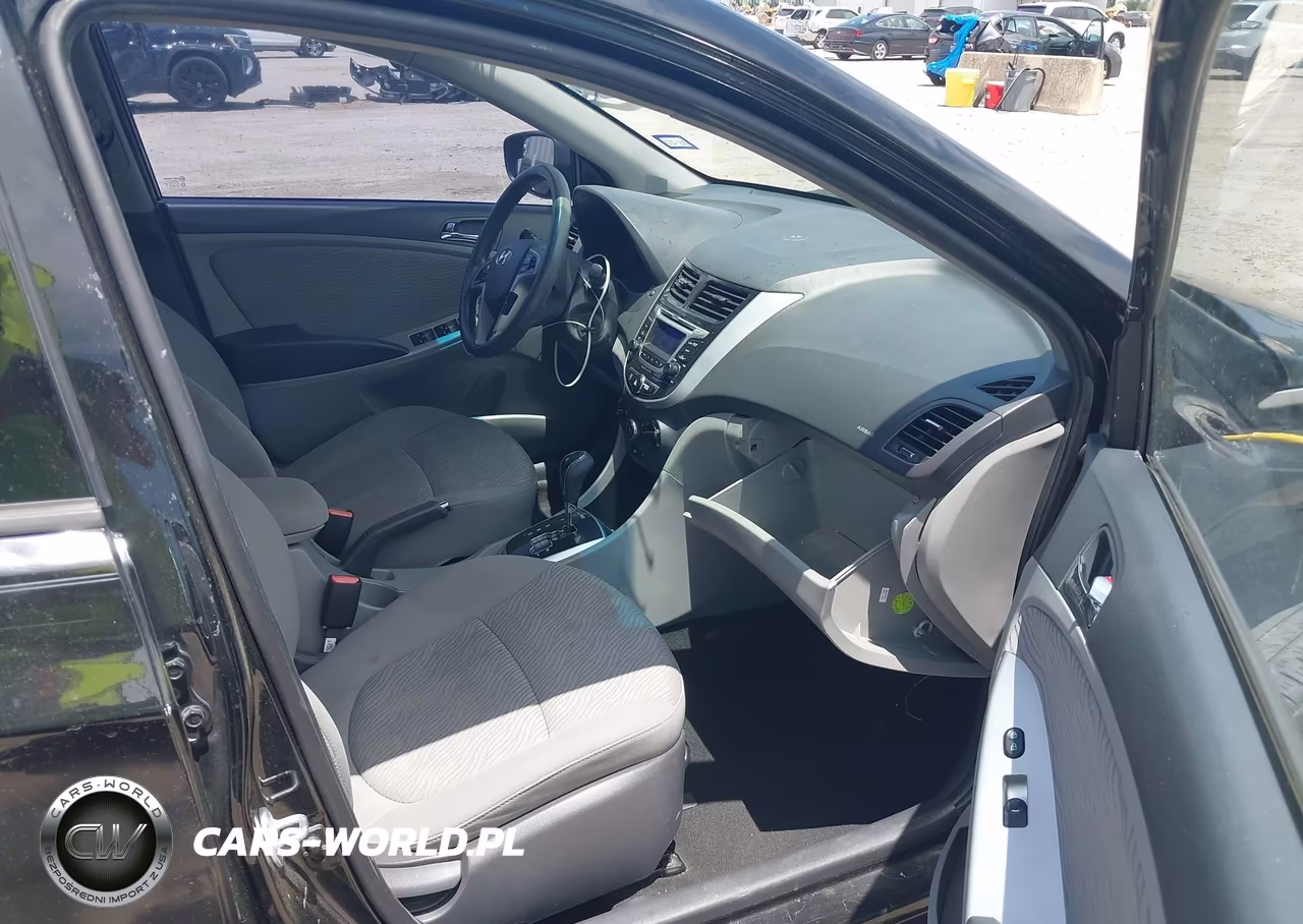 2014 Hyundai Accent Gls VIN:KMHCU4AE8EU618410 - 5