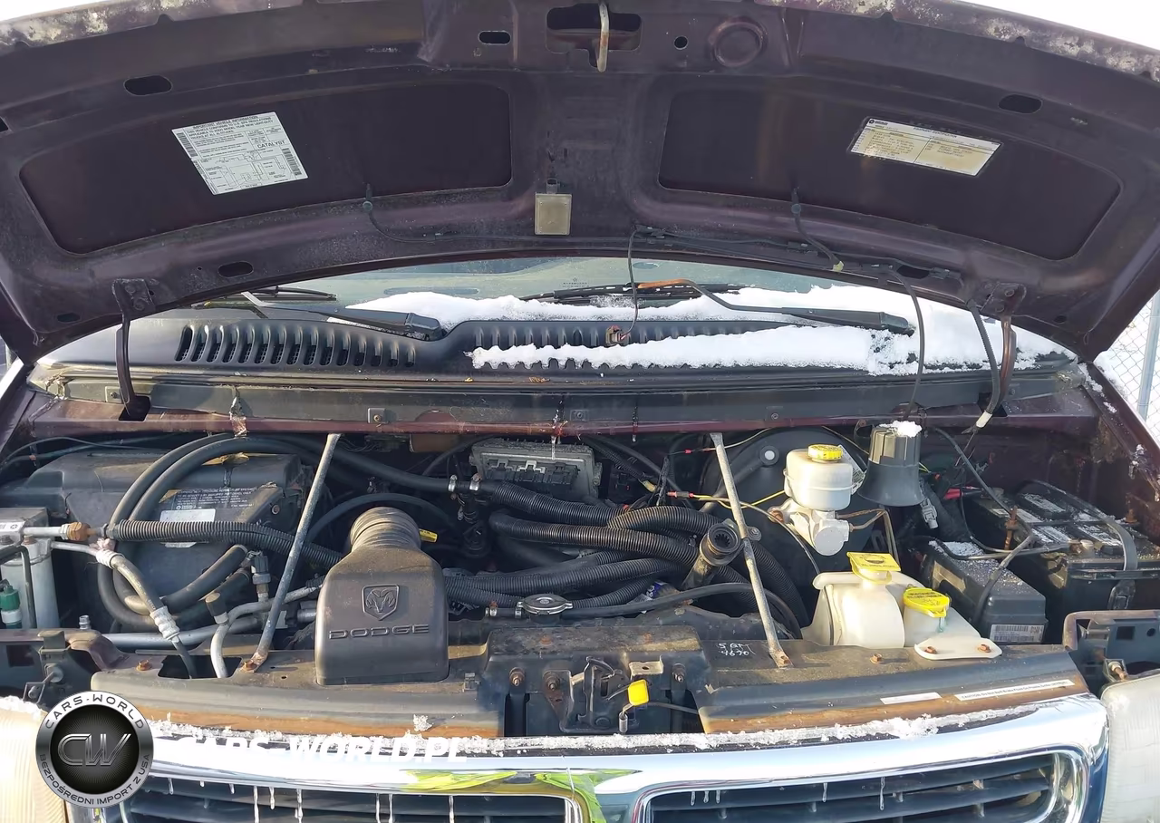 2000 Dodge Ram Van 1500 Conversion VIN:2B6HB11Y4YK172120 - 10