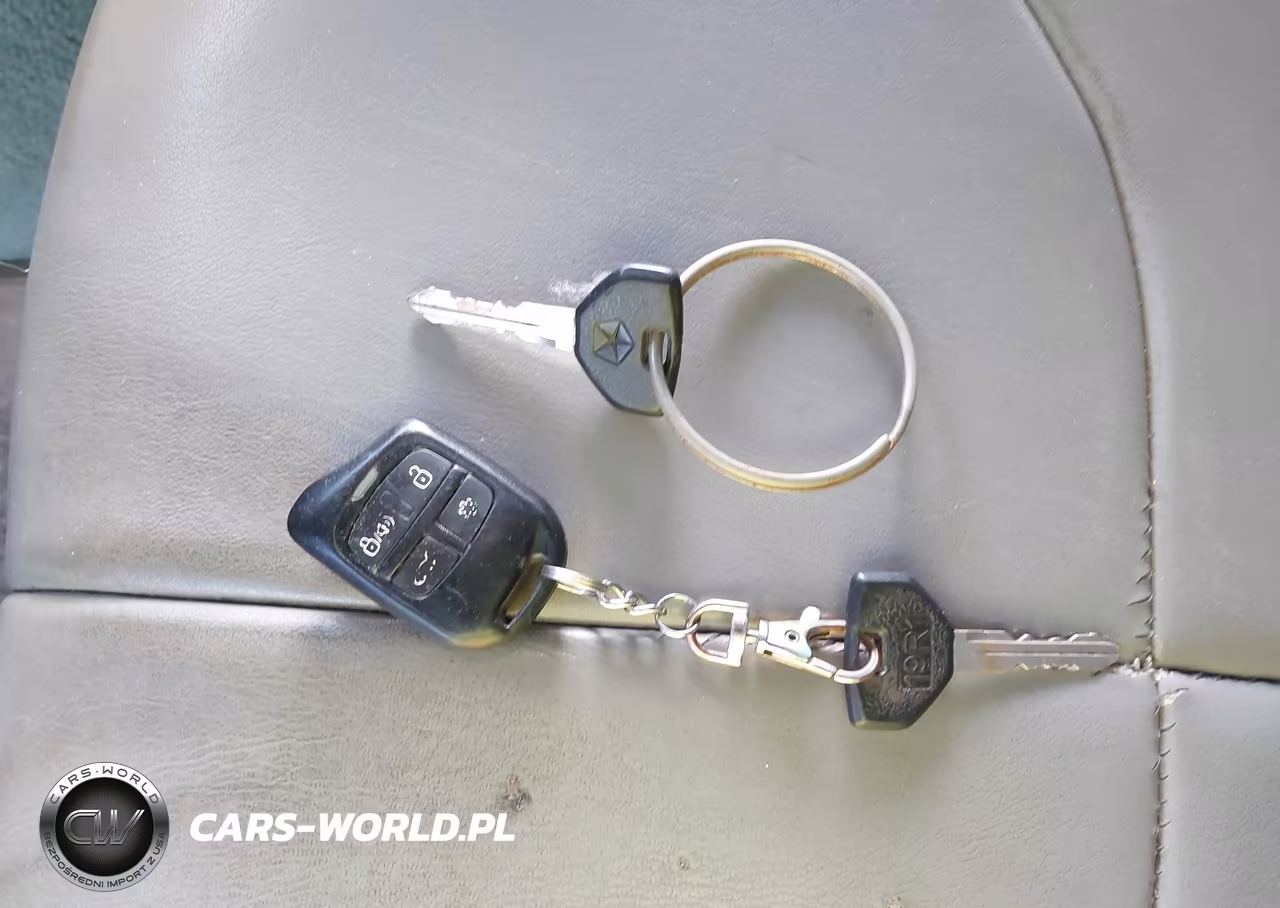 2000 Dodge Ram Van 1500 Conversion VIN:2B6HB11Y4YK172120 - 11