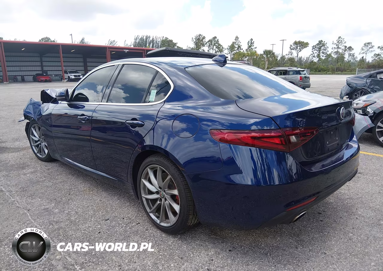 2017 Alfa Romeo Giulia Rwd VIN:ZARFAEBNXH7548416 - 3