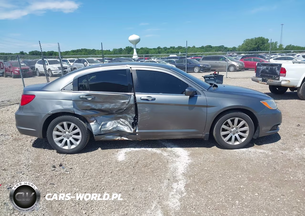 2012 Chrysler 200 Touring VIN:1C3CCBBB0CN172880 - 13