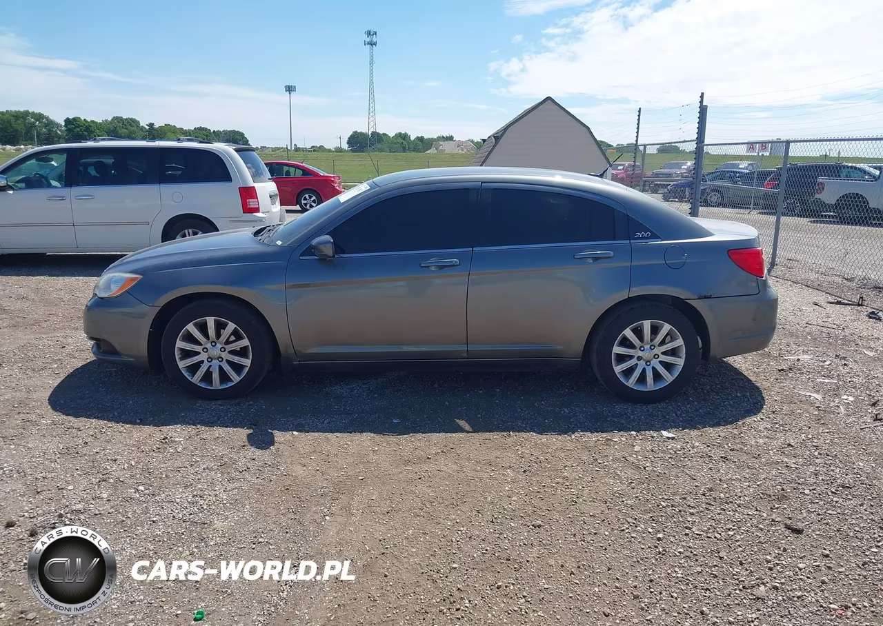 2012 Chrysler 200 Touring VIN:1C3CCBBB0CN172880 - 14