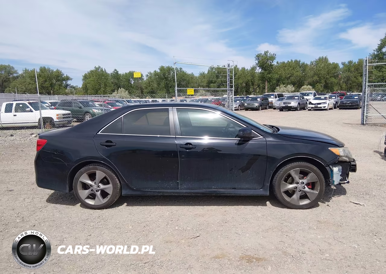 2014 Toyota Camry Se Sport VIN:4T1BF1FKXEU812620 - 13
