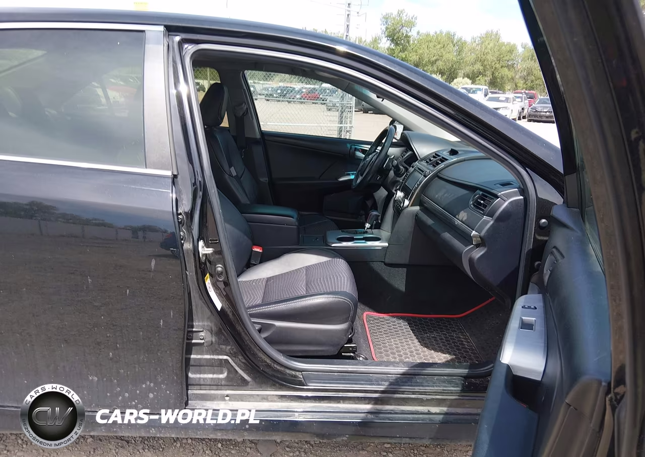 2014 Toyota Camry Se Sport VIN:4T1BF1FKXEU812620 - 5