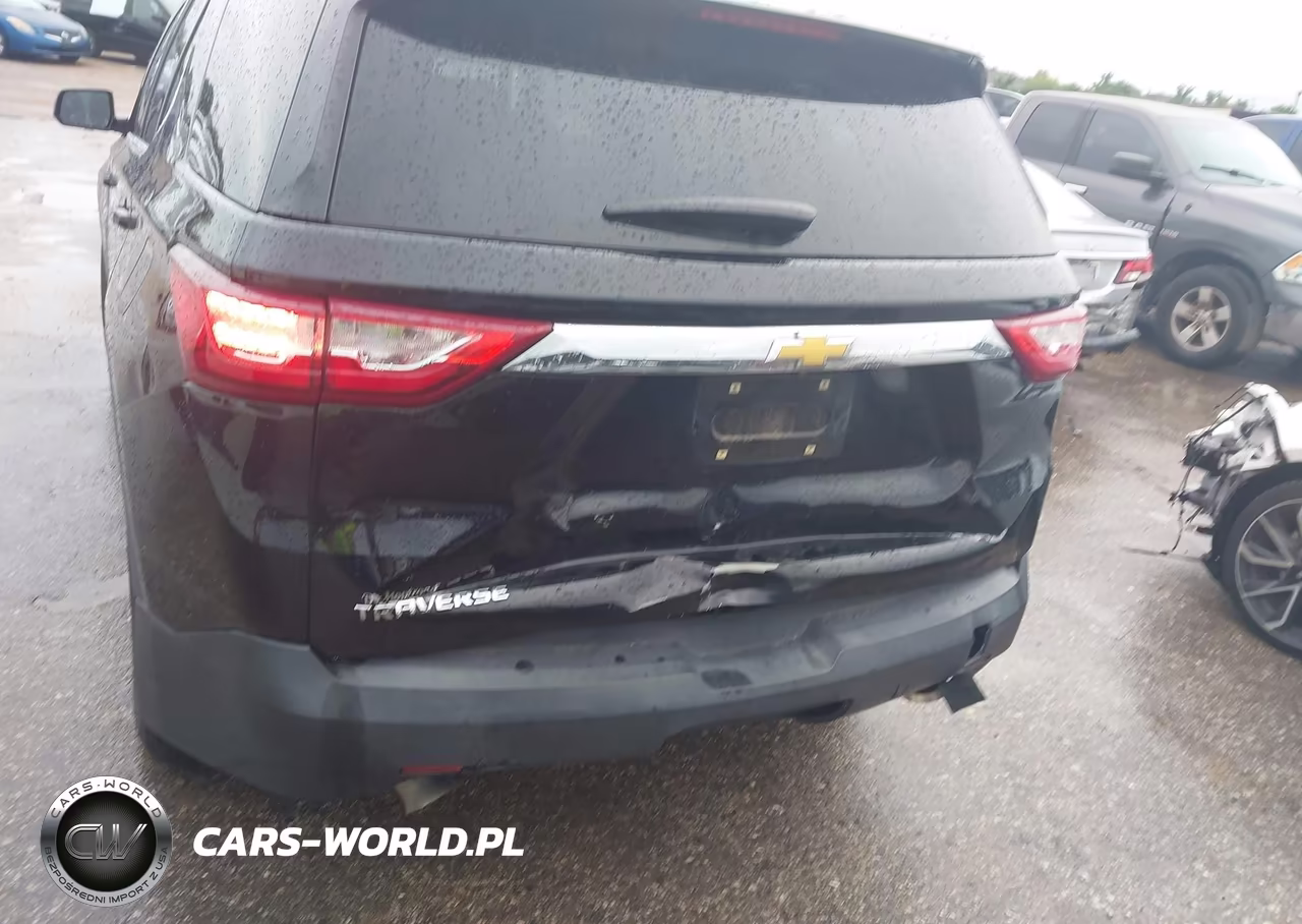 2018 Chevrolet Traverse Ls VIN:1GNERFKW3JJ237147 - 6