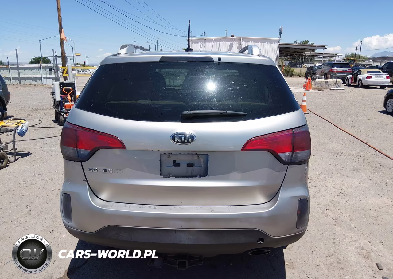 2015 Kia Sorento Lx V6 VIN:5XYKTDA78FG649874 - 16