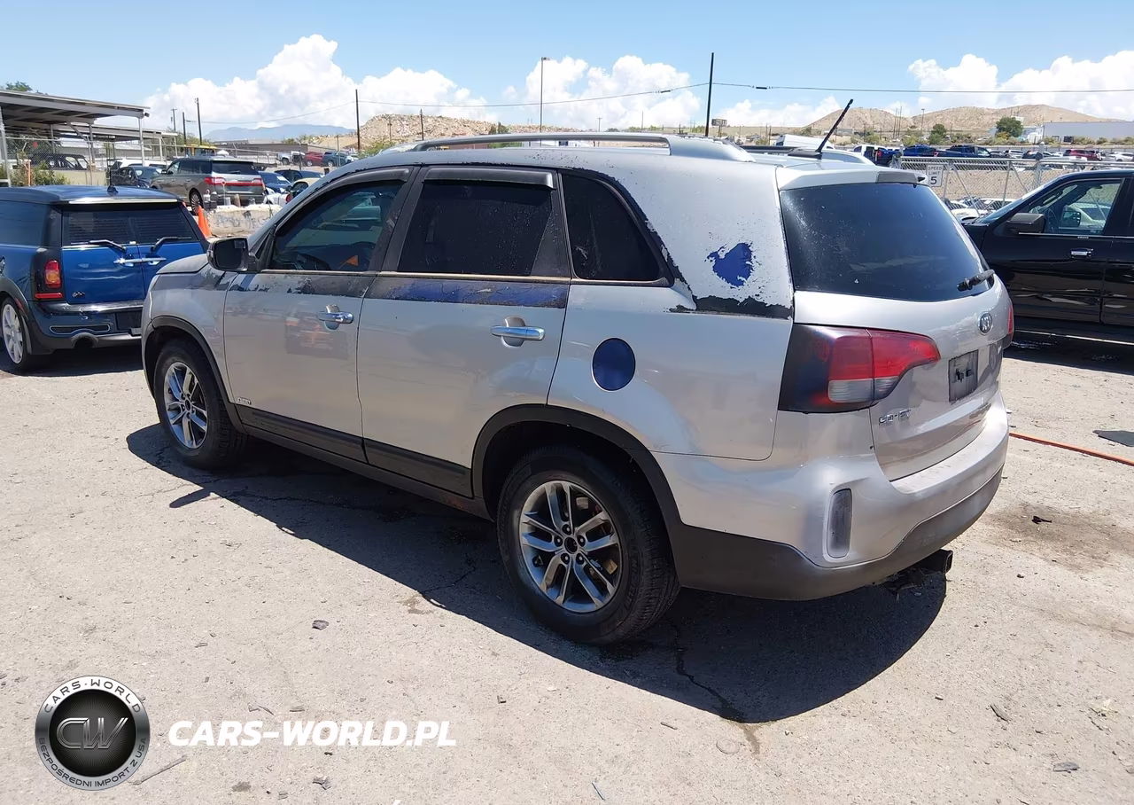 2015 Kia Sorento Lx V6 VIN:5XYKTDA78FG649874 - 3