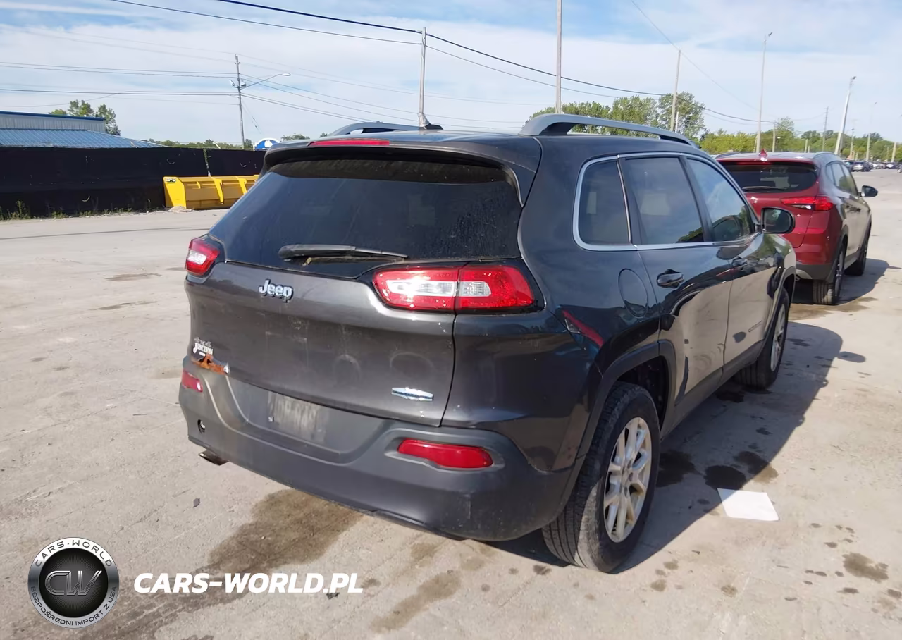 2014 Jeep Cherokee Latitude VIN:1C4PJMCB0EW219979 - 4