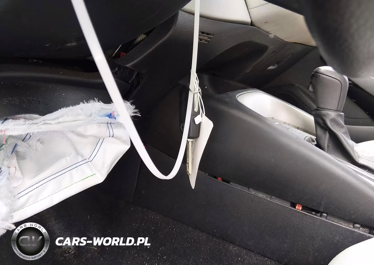 2021 Toyota Corolla Le VIN:5YFEPMAE4MP174054 - 11
