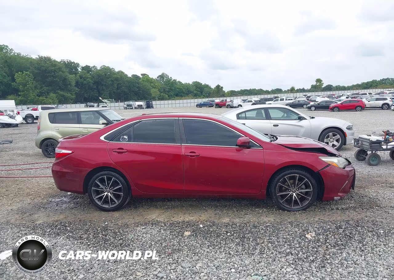 2015 Toyota Camry Xse VIN:4T1BF1FK5FU941639 - 13