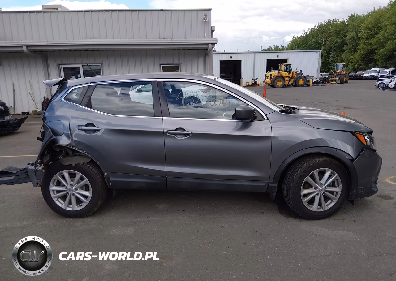 2018 Nissan Rogue Sport S VIN:JN1BJ1CR7JW289157 - 14