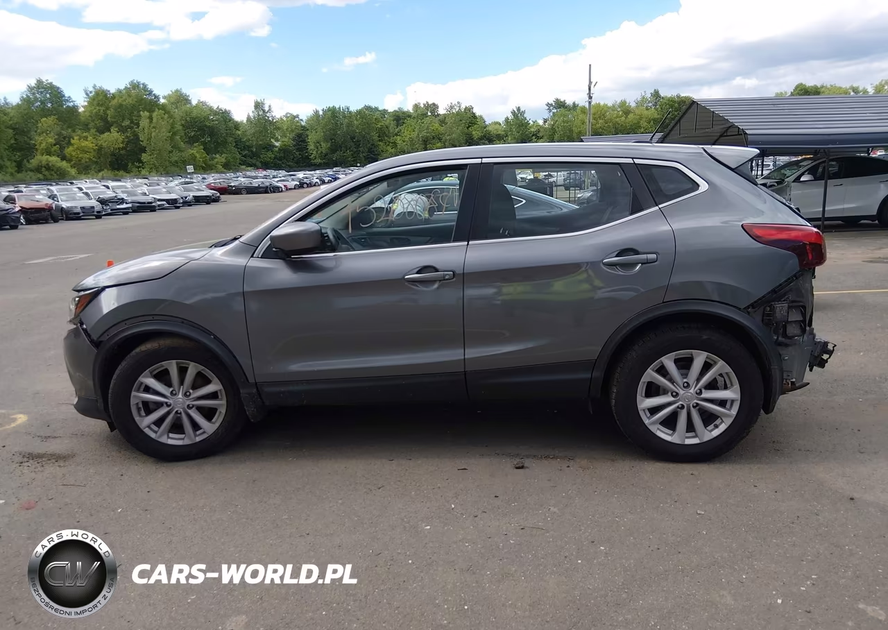 2018 Nissan Rogue Sport S VIN:JN1BJ1CR7JW289157 - 15