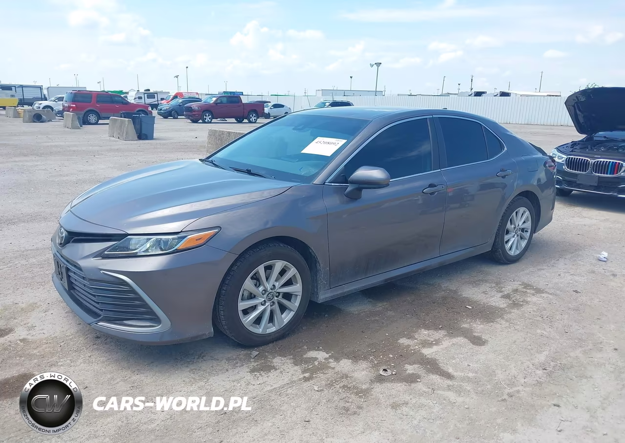 2024 Toyota Camry Le VIN:4T1C11AK8RU843882 - 2
