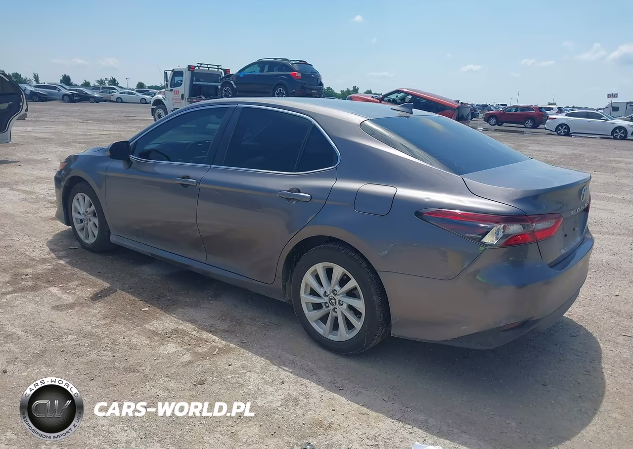 2024 Toyota Camry Le VIN:4T1C11AK8RU843882 - 3