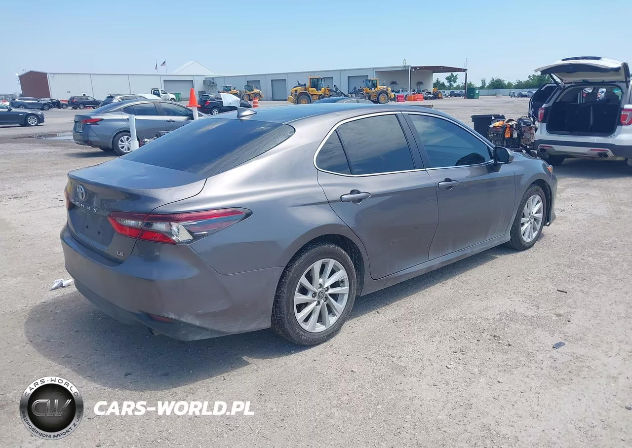 2024 Toyota Camry Le VIN:4T1C11AK8RU843882 - 4