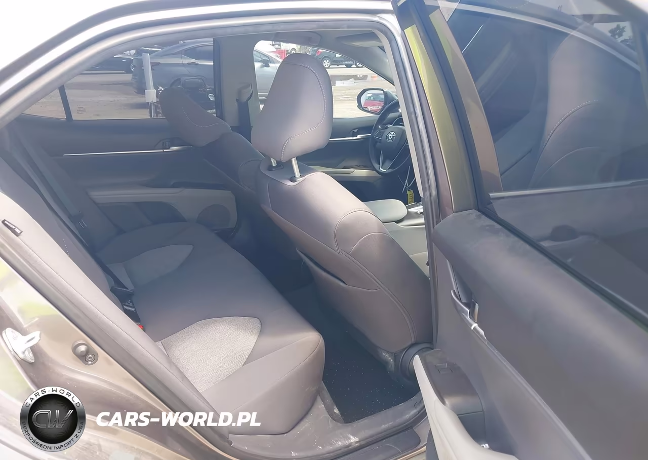 2024 Toyota Camry Le VIN:4T1C11AK8RU843882 - 8