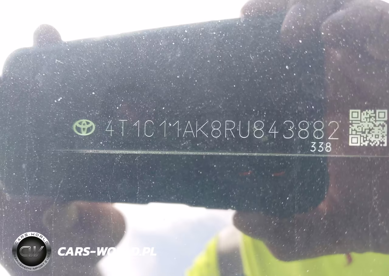 2024 Toyota Camry Le VIN:4T1C11AK8RU843882 - 9
