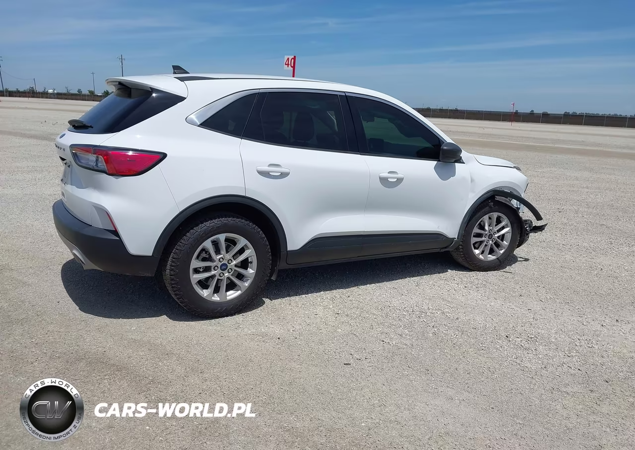 2022 Ford Escape Se VIN:1FMCU0G63NUB48831 - 4