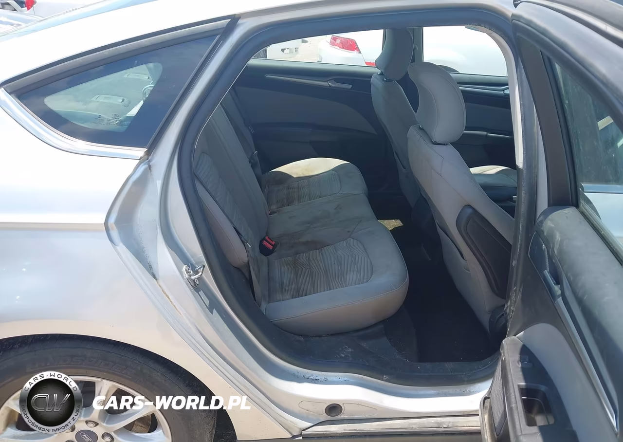 2016 Ford Fusion S VIN:3FA6P0G79GR258302 - 8