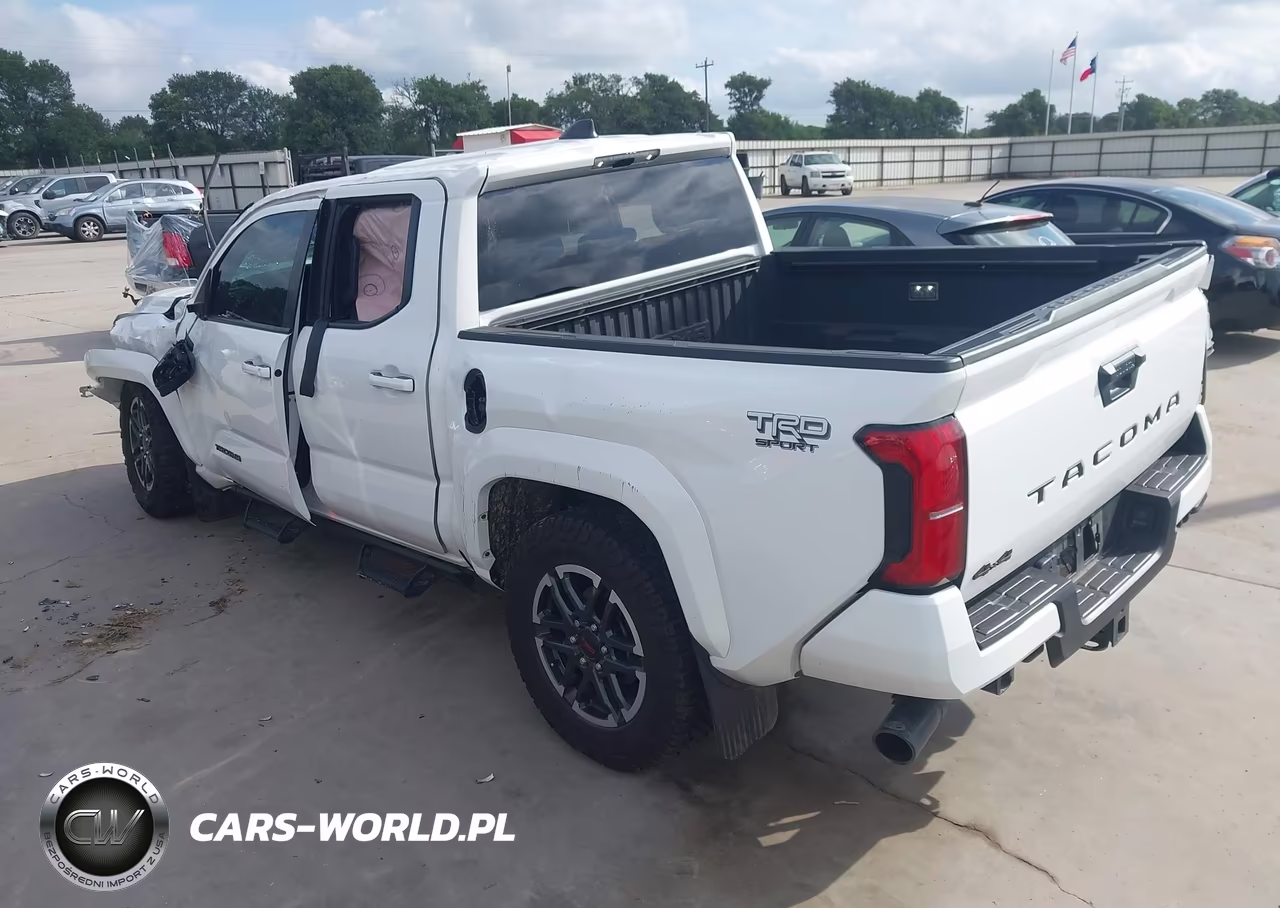 2025 Toyota Tacoma Trd Sport VIN:3TMLB5JN8SM136097 - 3