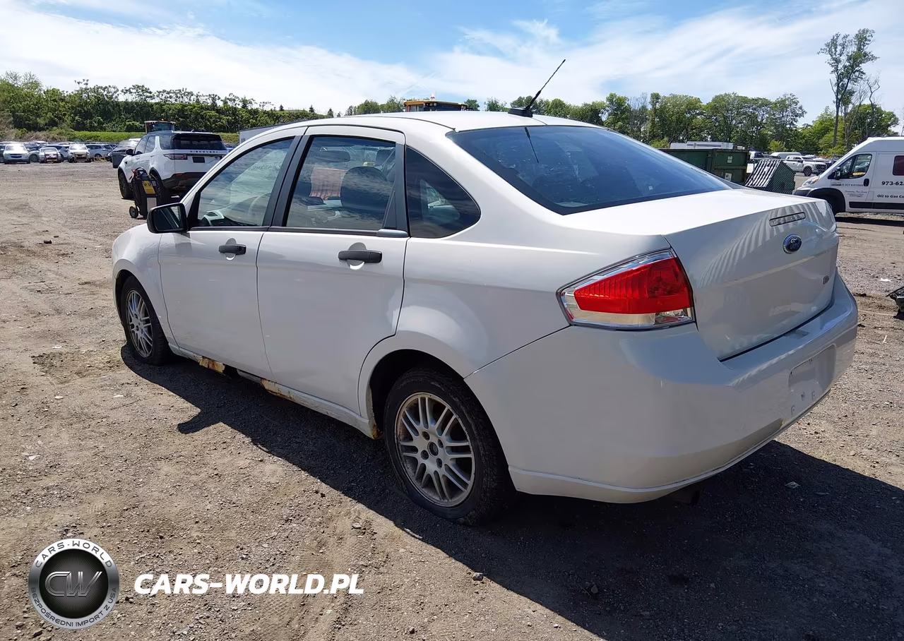 2010 Ford Focus Se VIN:1FAHP3FN9AW224262 - 3