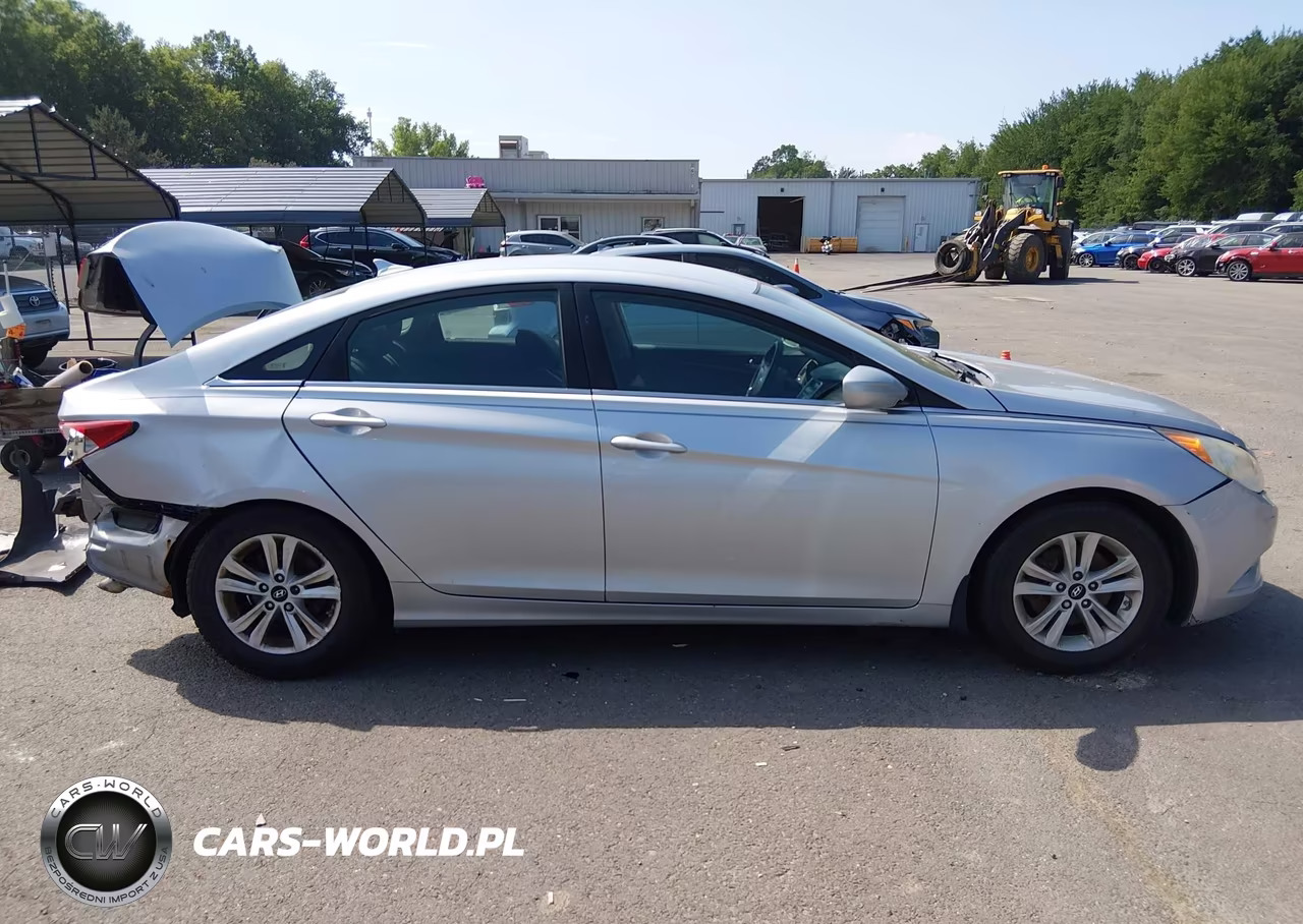 2011 Hyundai Sonata Gls VIN:5NPEB4AC1BH186895 - 13