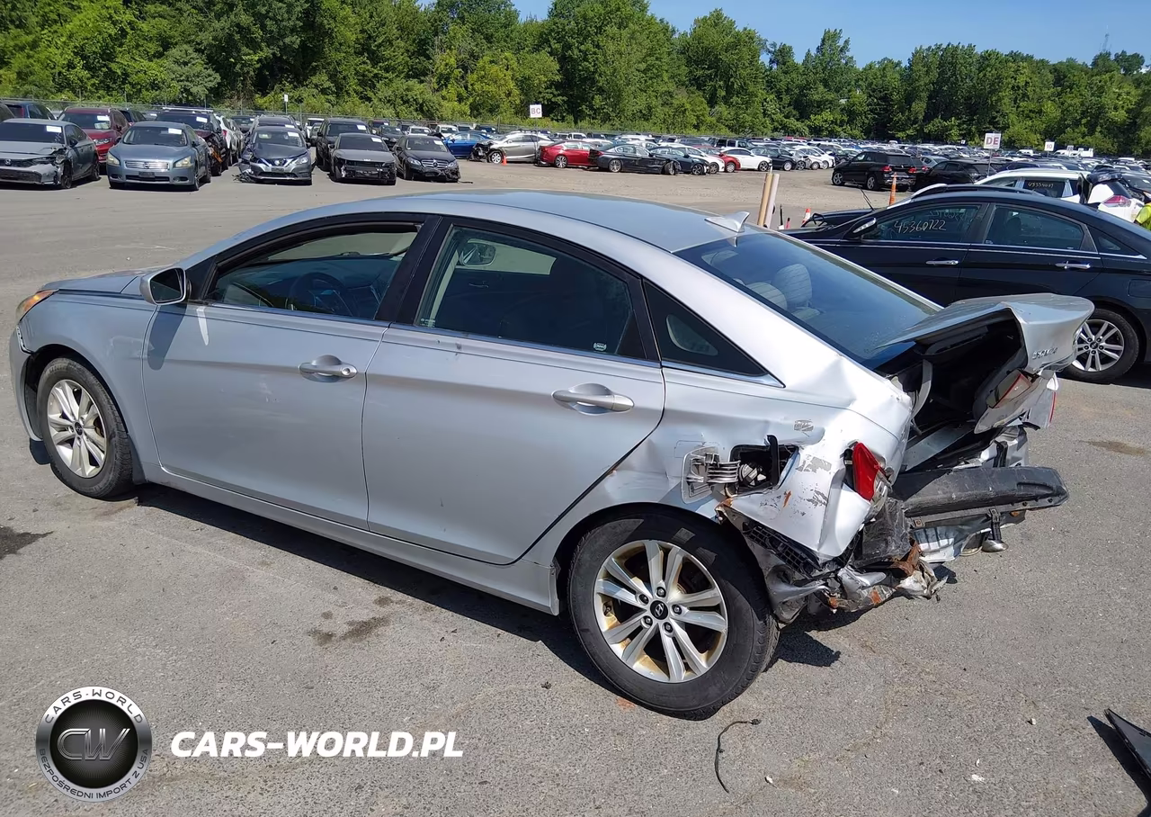 2011 Hyundai Sonata Gls VIN:5NPEB4AC1BH186895 - 3