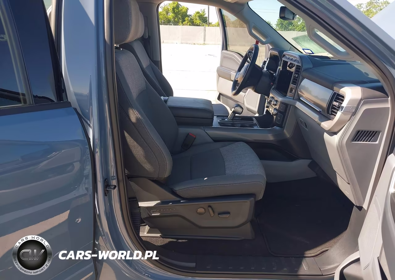 2023 Ford F-150 Lightning Xlt VIN:1FTVW1EL1PWG52517 - 5