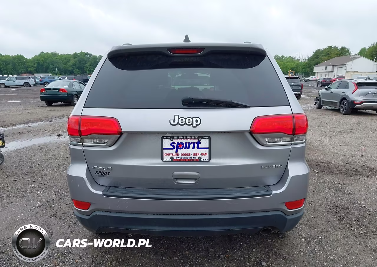 2014 Jeep Grand Cherokee Laredo VIN:1C4RJFAG7EC163429 - 16