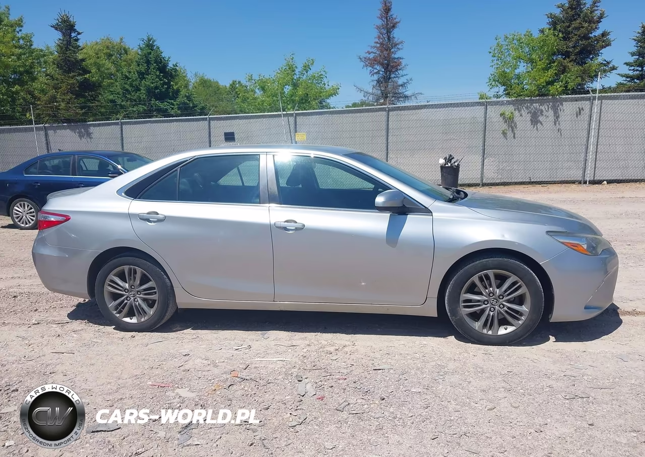 2016 Toyota Camry Se VIN:4T1BF1FK3GU194382 - 13