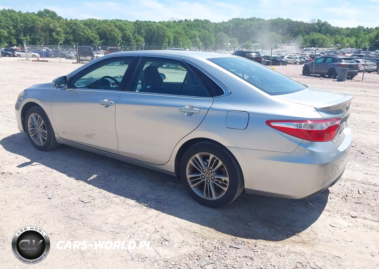2016 Toyota Camry Se VIN:4T1BF1FK3GU194382 - 3