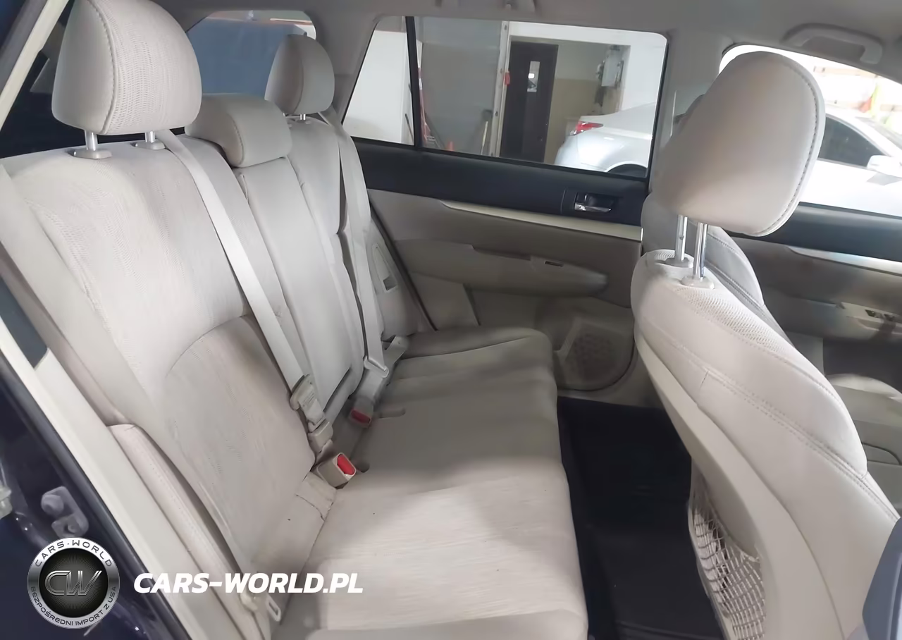 2013 Subaru Outback 2.5I Premium VIN:4S4BRBCC4D3231032 - 8