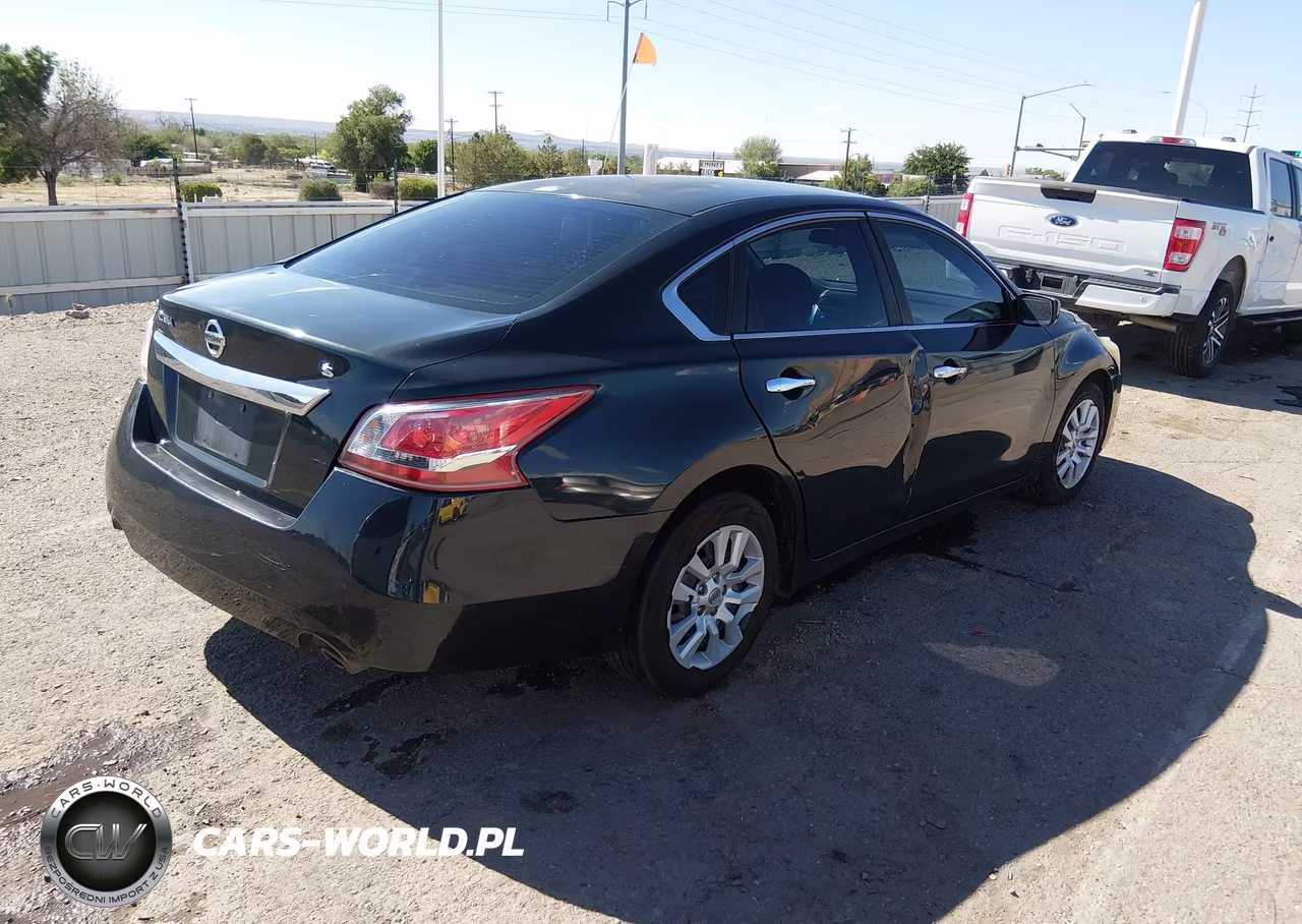 2013 Nissan Altima 2.5 S VIN:1N4AL3AP4DC228621 - 4