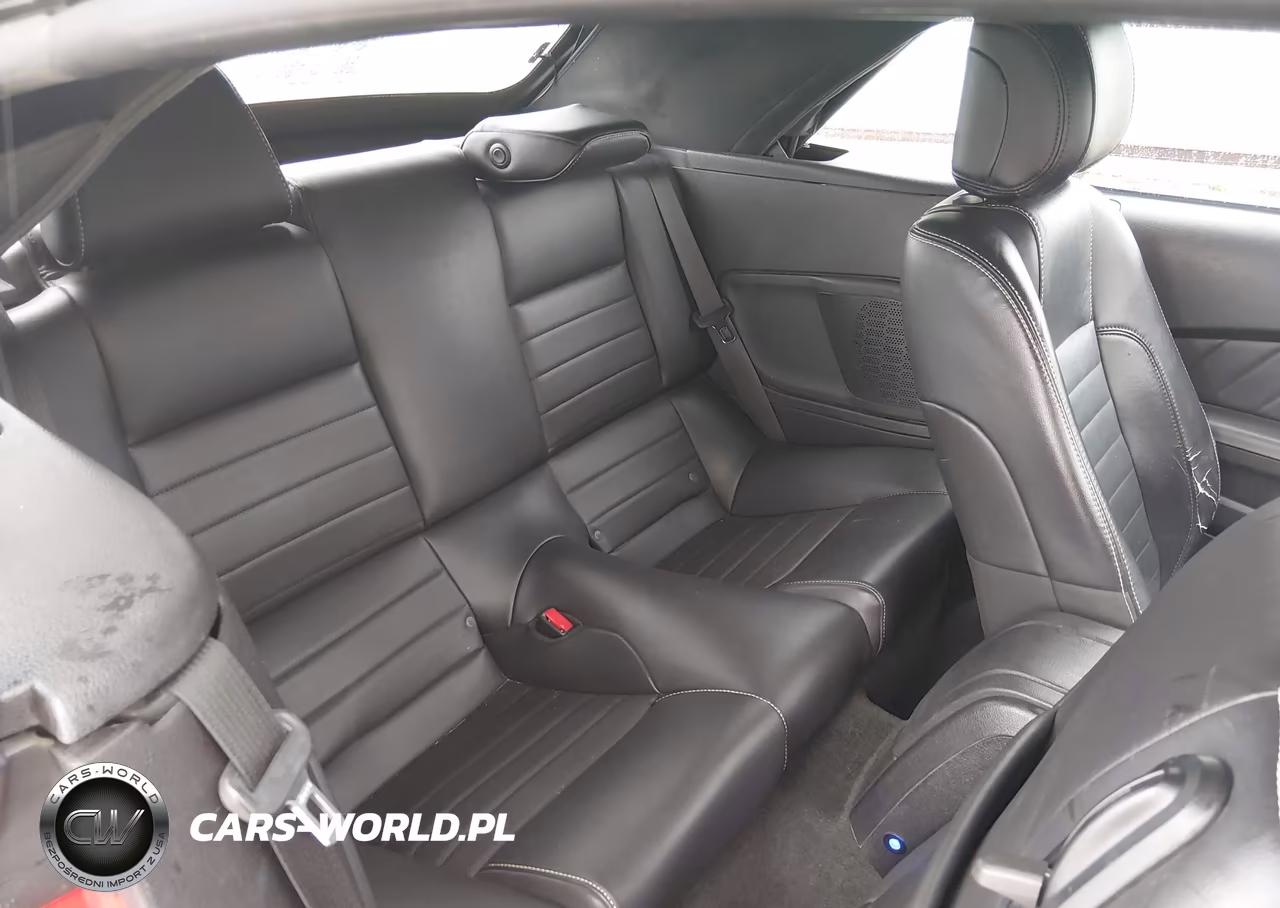 2014 Ford Mustang V6 Premium VIN:1ZVBP8EM6E5319750 - 8
