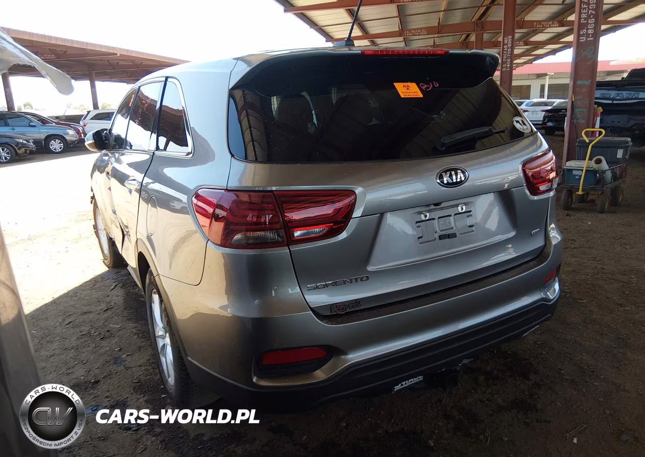 2019 Kia Sorento 2.4L L VIN:5XYPG4A36KG479502 - 3