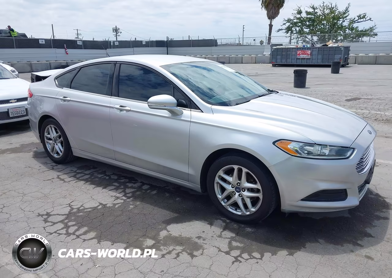 2013 Ford Fusion Se – zdjęcie 1 z 12