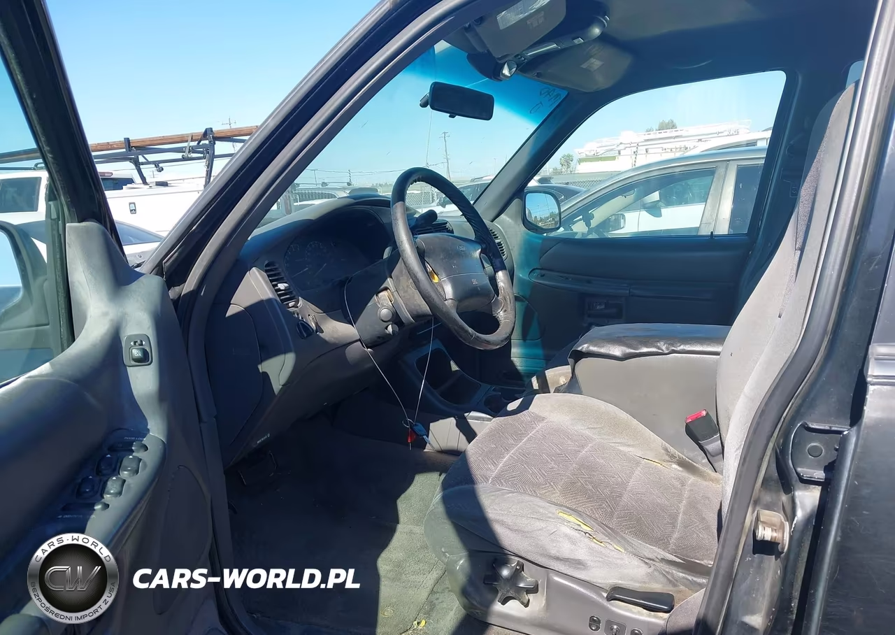 1999 Ford Explorer Eddie Bauer-Limited-Xlt VIN:1FMDU34E2XZB89877 - 5