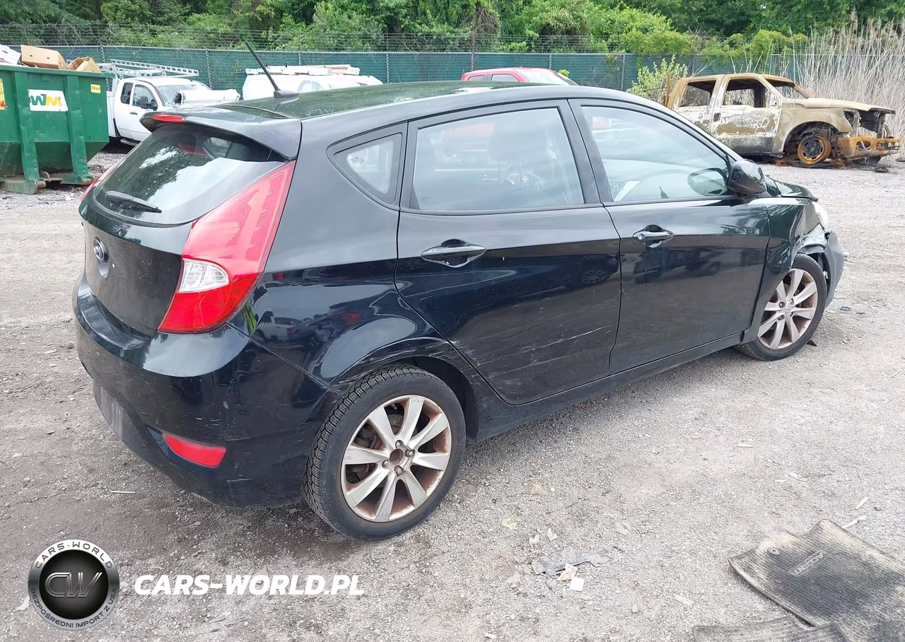 2012 Hyundai Accent Se VIN:KMHCU5AE8CU039680 - 4