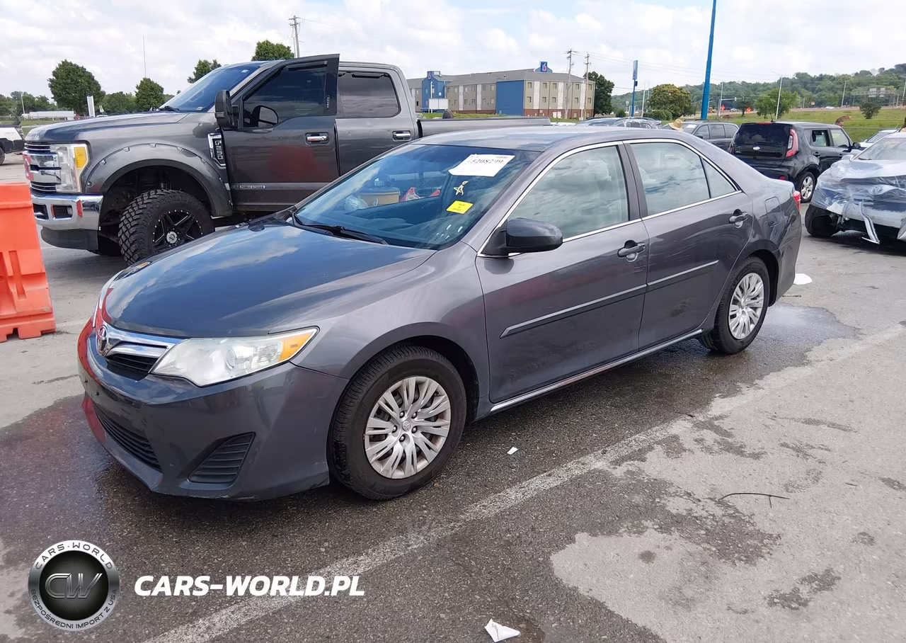 2014 Toyota Camry Le VIN:4T4BF1FK7ER402573 - 2