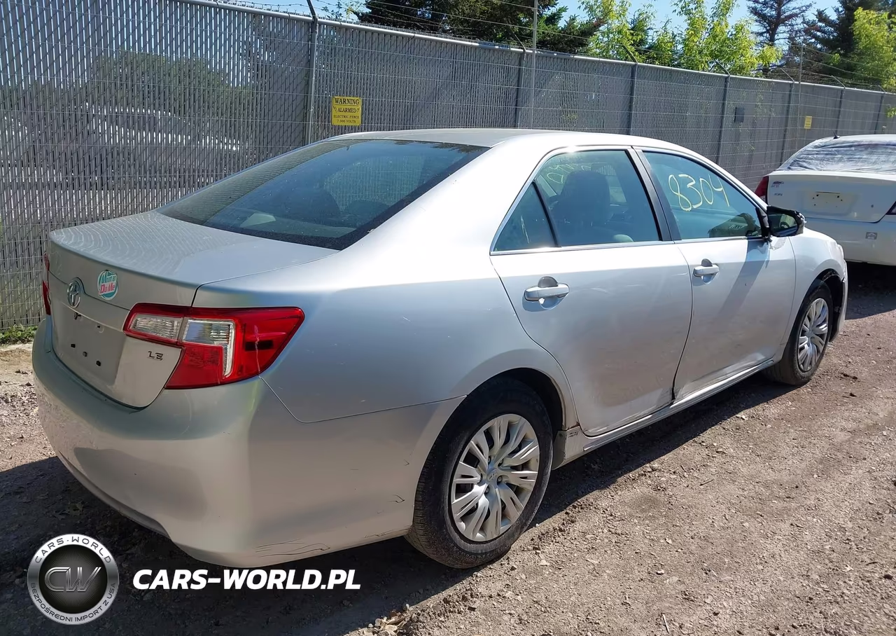 2013 Toyota Camry Le VIN:4T4BF1FKXDR310209 - 4