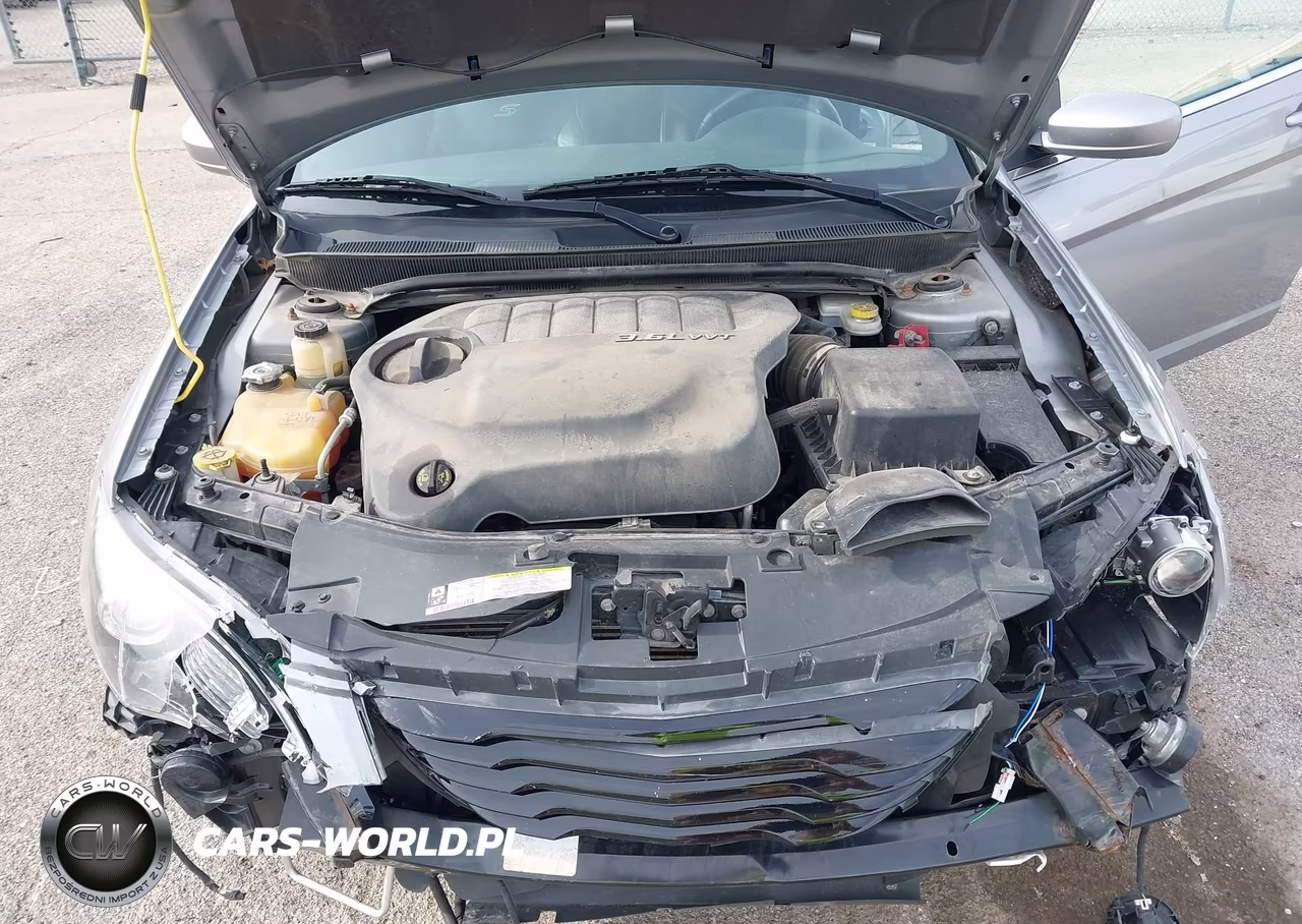 2013 Chrysler 200 S VIN:1C3BCBGG1DN652864 - 10