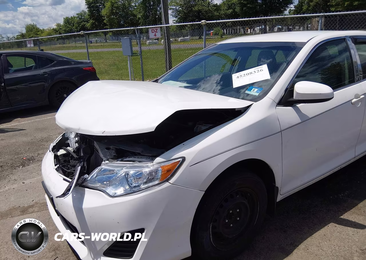 2012 Toyota Camry Le VIN:4T1BF1FK3CU518764 - 13