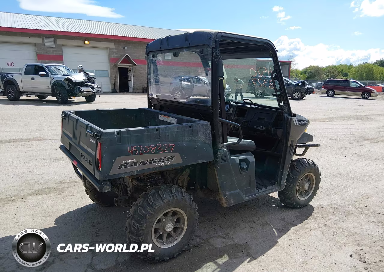 2015 Polaris Ranger 570 Eps VIN:3NSRME57XFE815352 - 4