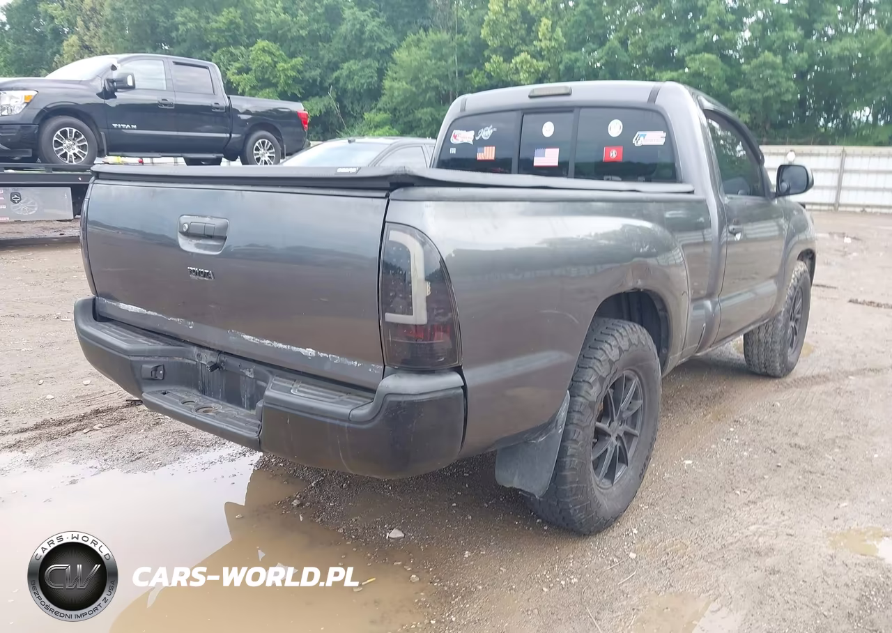 2013 Toyota Tacoma VIN:5TFNX4CN8DX022079 - 4