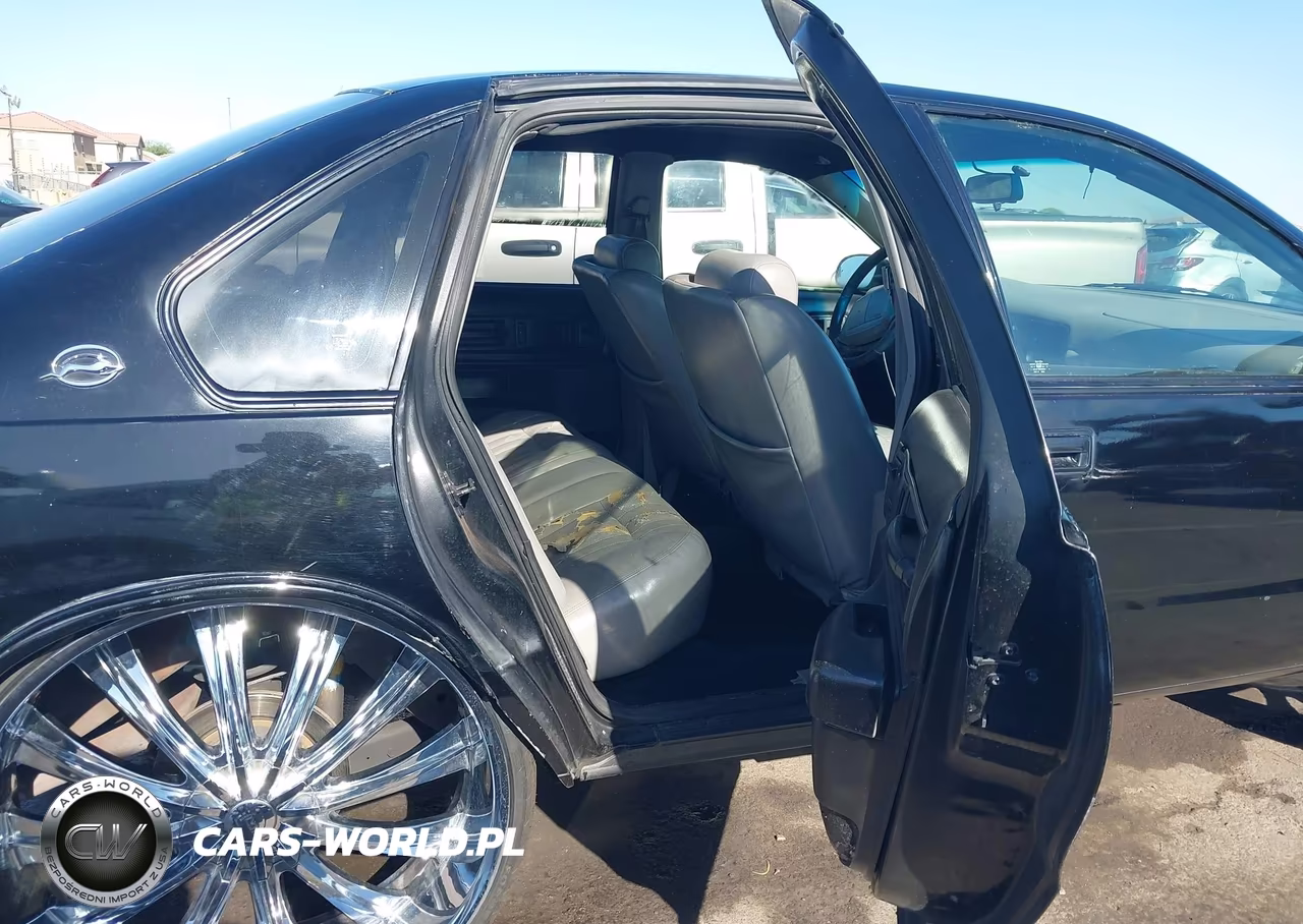 1995 Chevrolet Caprice - Impala Classic Ss VIN:1G1BL52P4SR174734 - 8