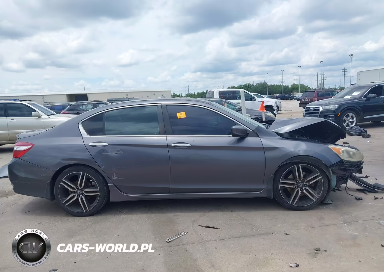 2016 Honda Accord Sport VIN:1HGCR2F54GA056840 - 14