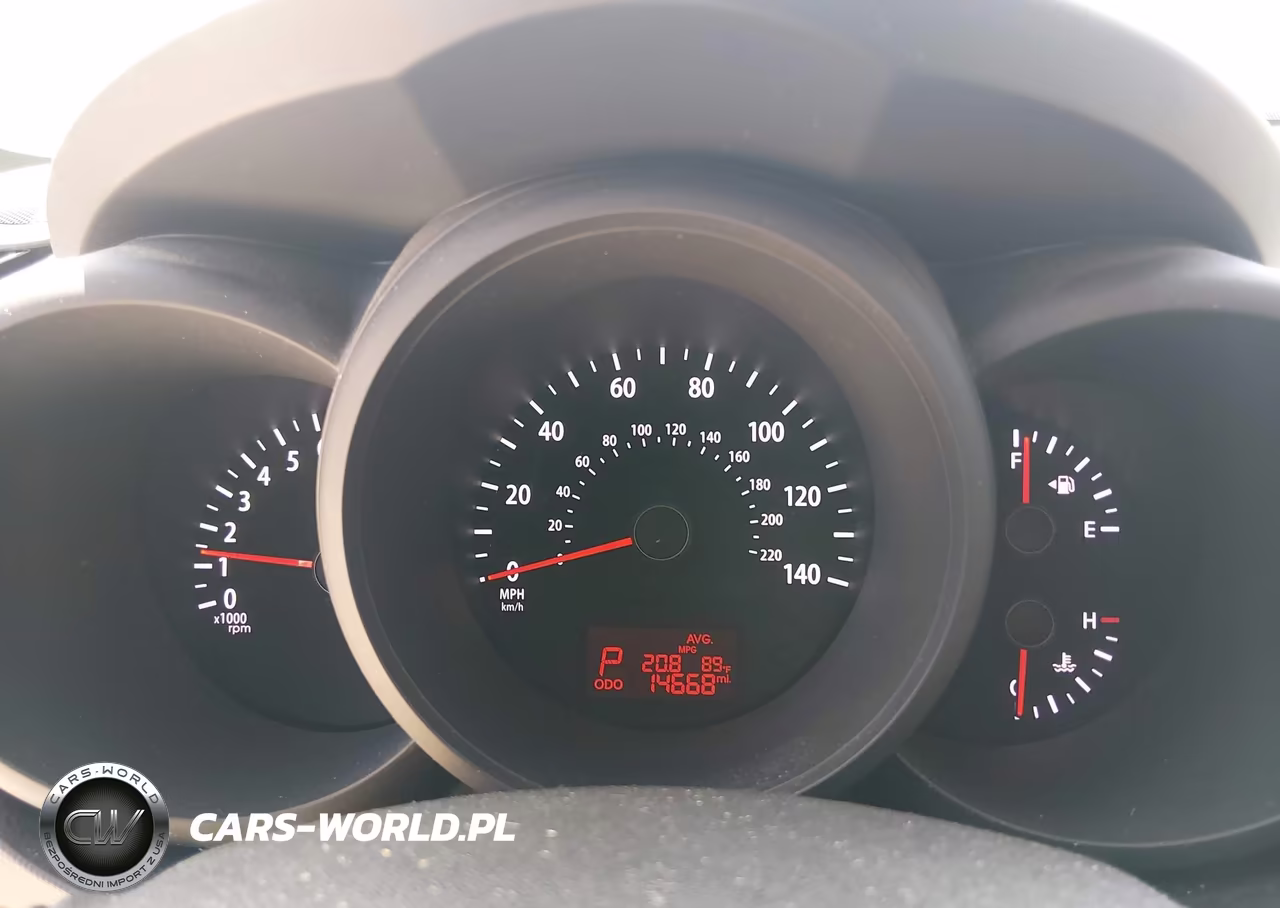 2012 Kia Soul VIN:KNDJT2A51C7426616 - 7