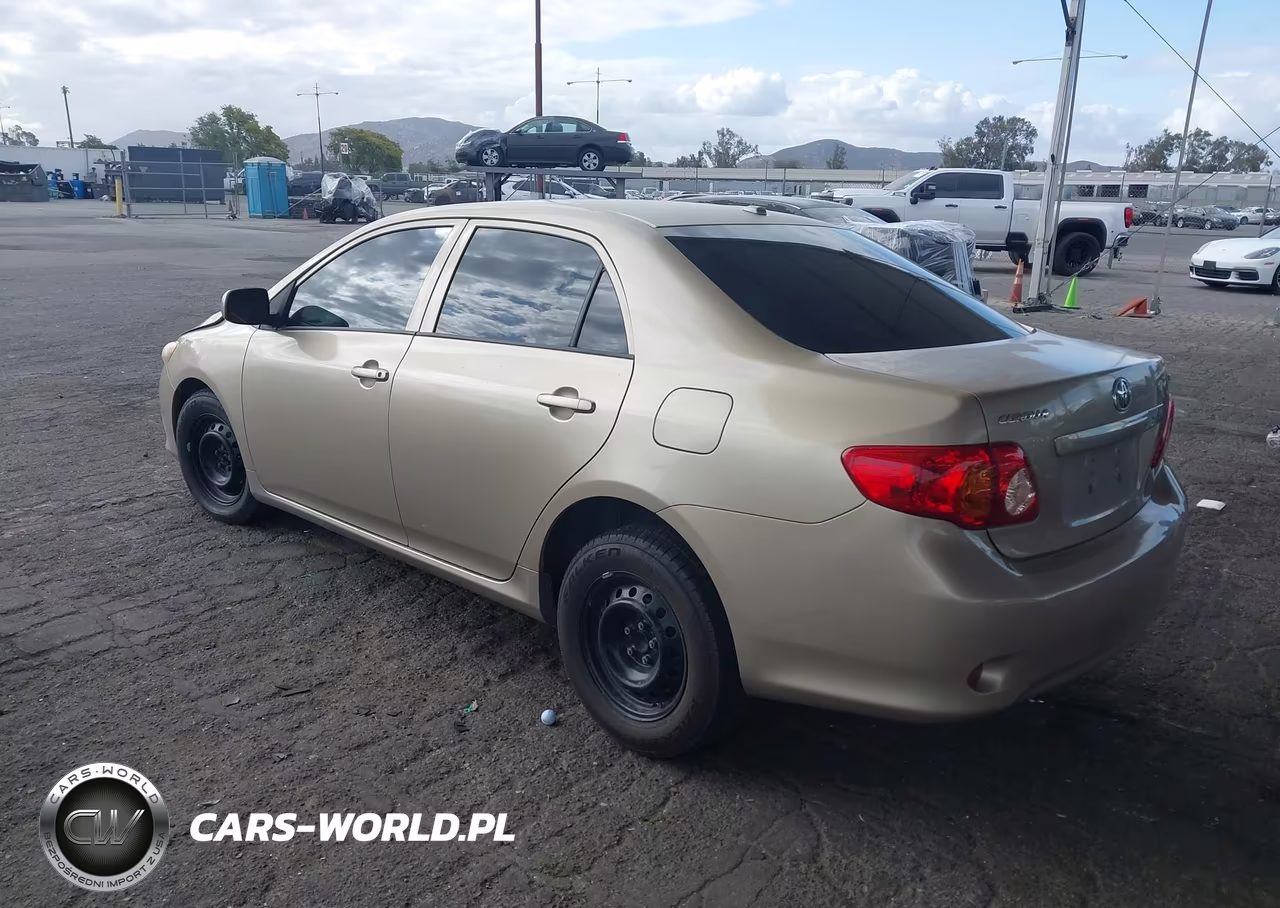 2010 Toyota Corolla Le VIN:2T1BU4EE8AC436045 - 3