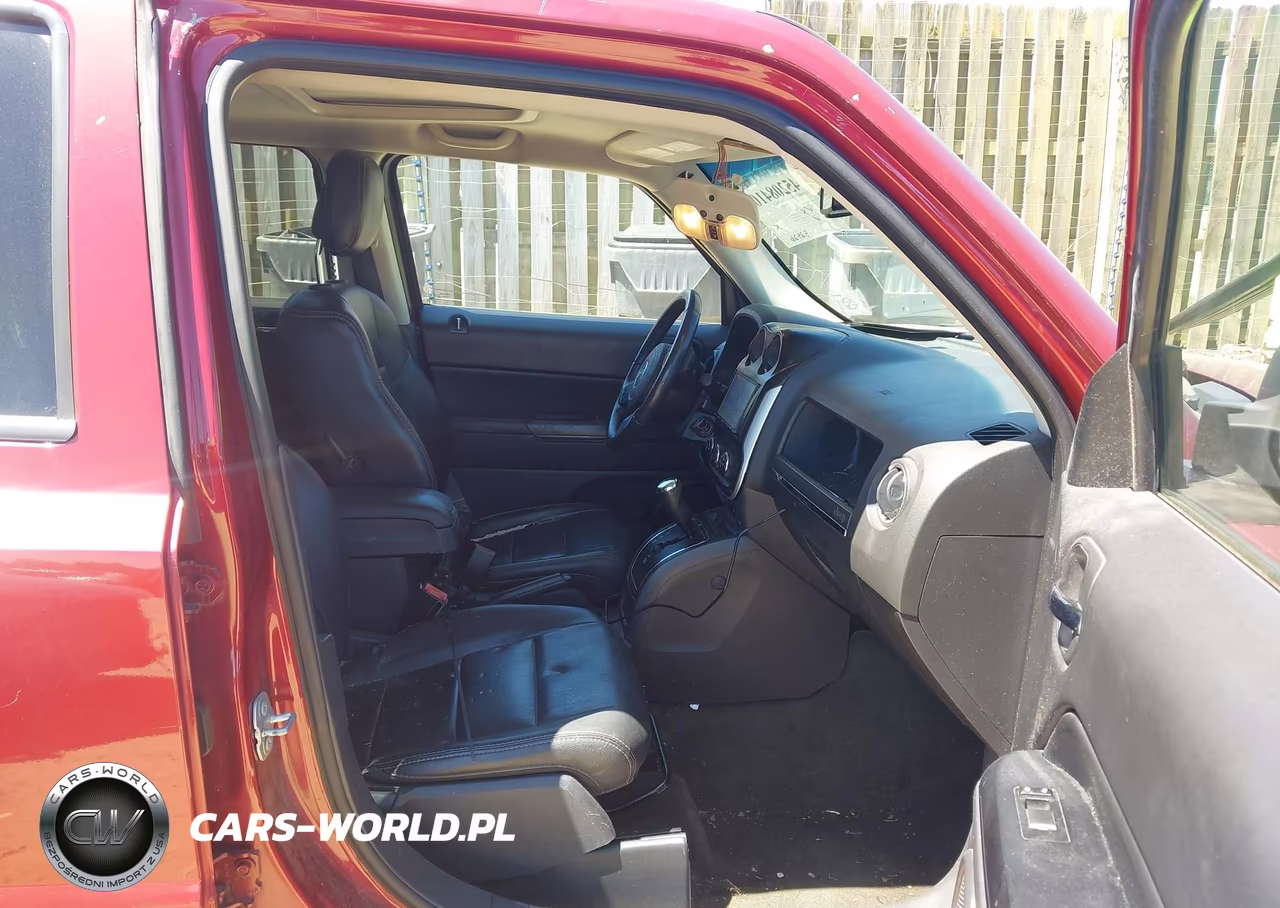 2017 Jeep Patriot High Altitude Fwd VIN:1C4NJPFA6HD101933 - 5